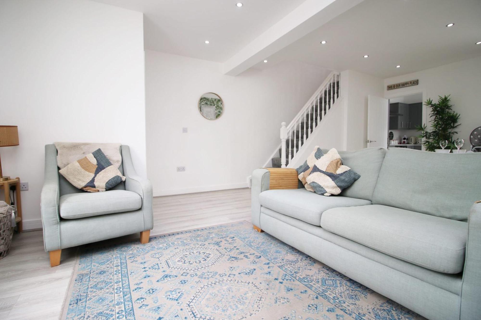 Prospect Cottage Fabulous Home In Stunning Rhondda Valley By Staystaycations Treorky Exterior photo